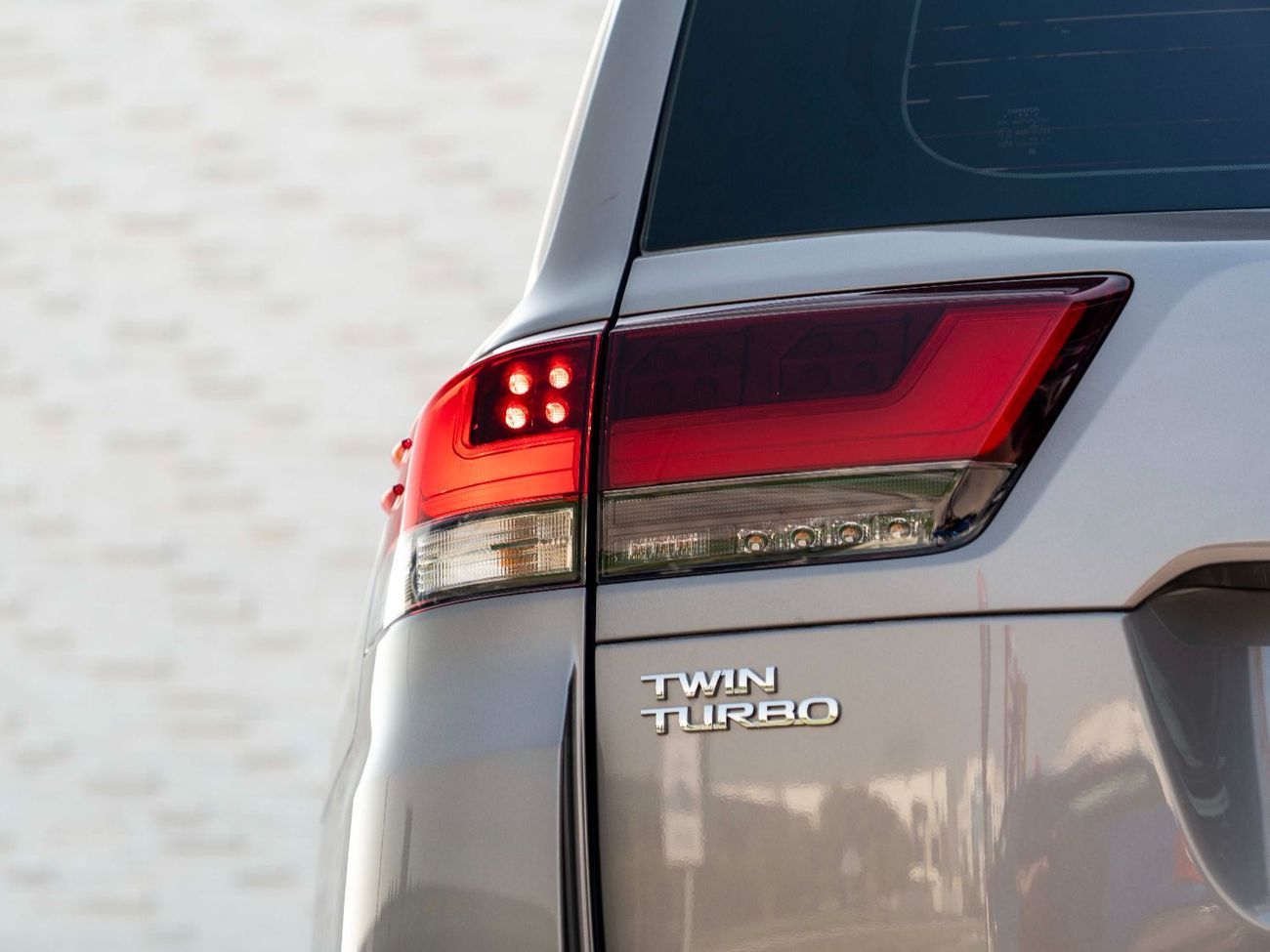 Toyota Land Cruiser GXR 3.5L