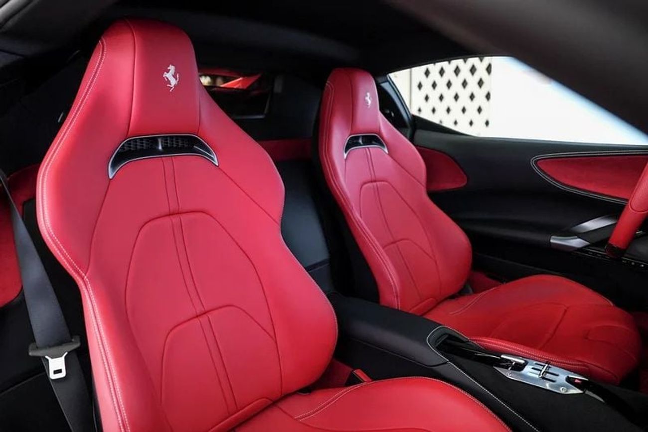 فيراري SF90 ستراديل STRADALE