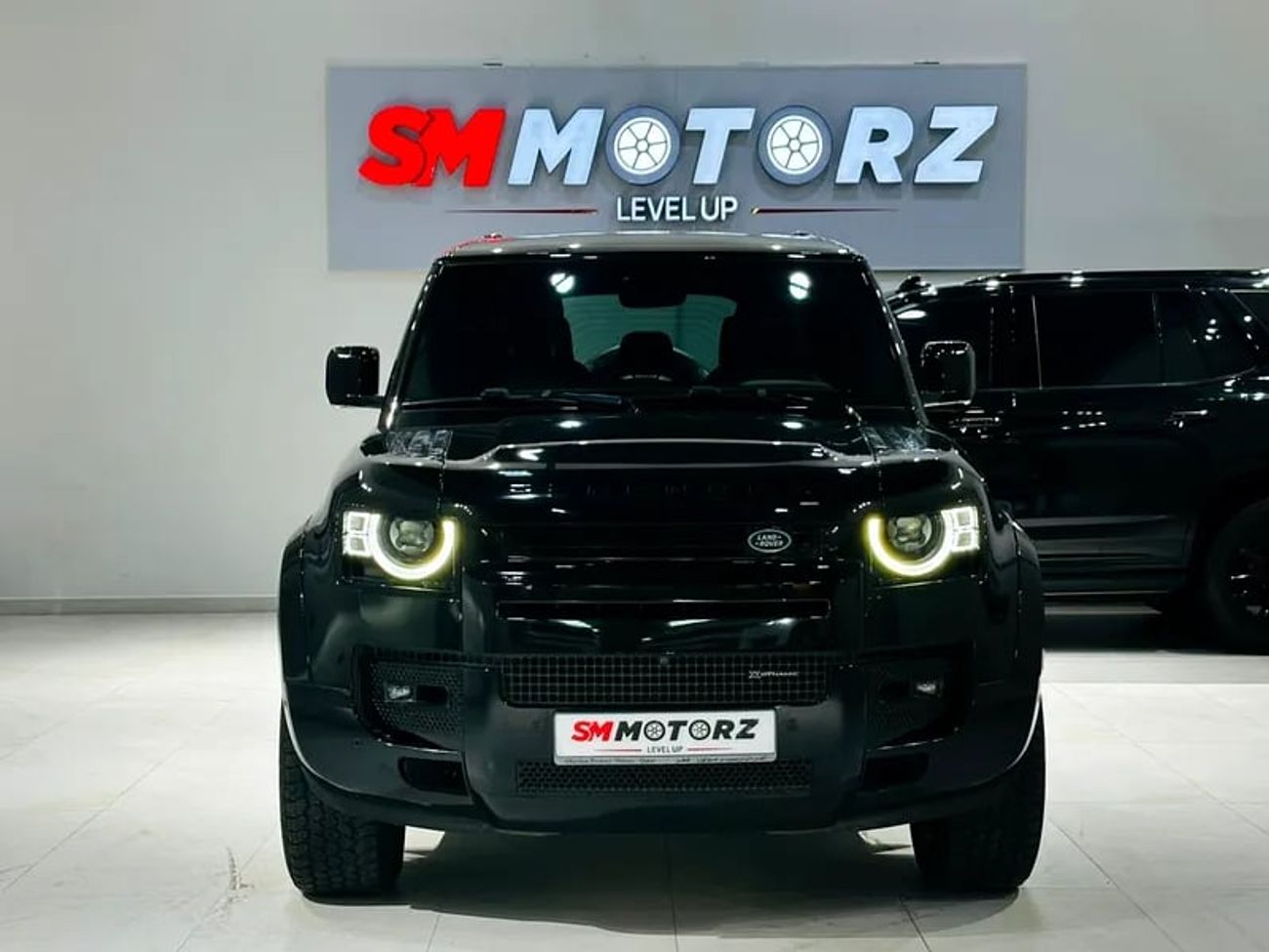 Land Rover Defender X DYNAMIC GCC SPECS UNDER AGENCY WARRANTY TILL ORIGINAL PAINT