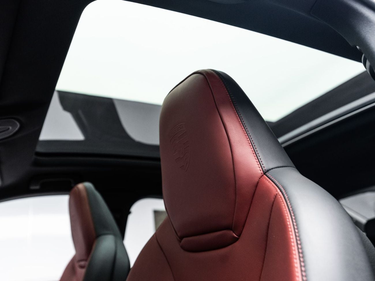 Porsche Cayenne BUY NOW, PAY 2027 | THE BLACKLINE STANDARD | Porsche Warranty March 2027, GCC, Low KM's