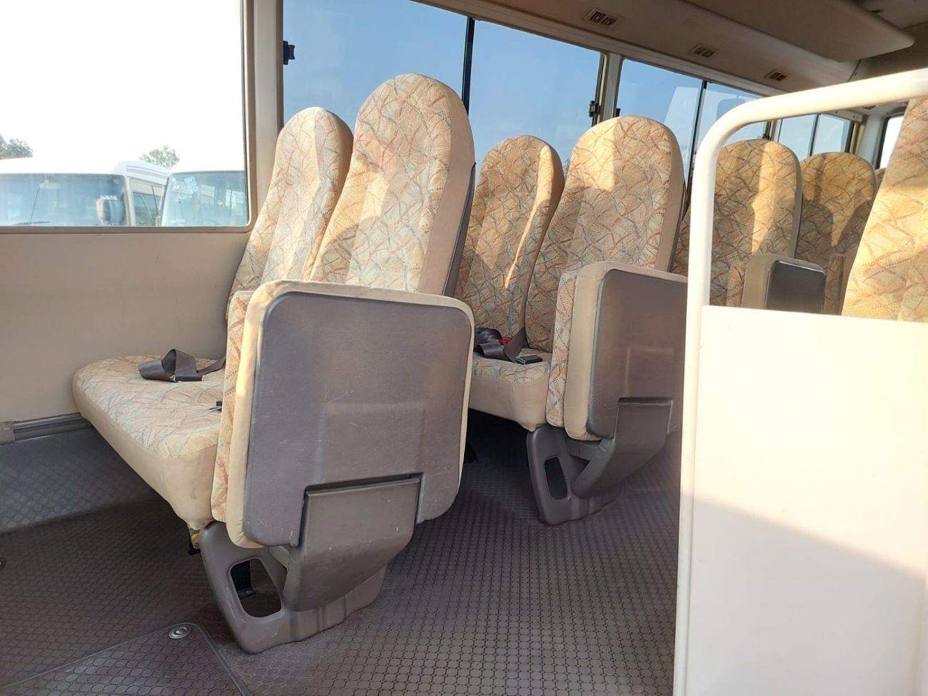 Mitsubishi Rosa MITSUBISHI ROSA BUS RIGHT HAND DRIVE(PM00262)