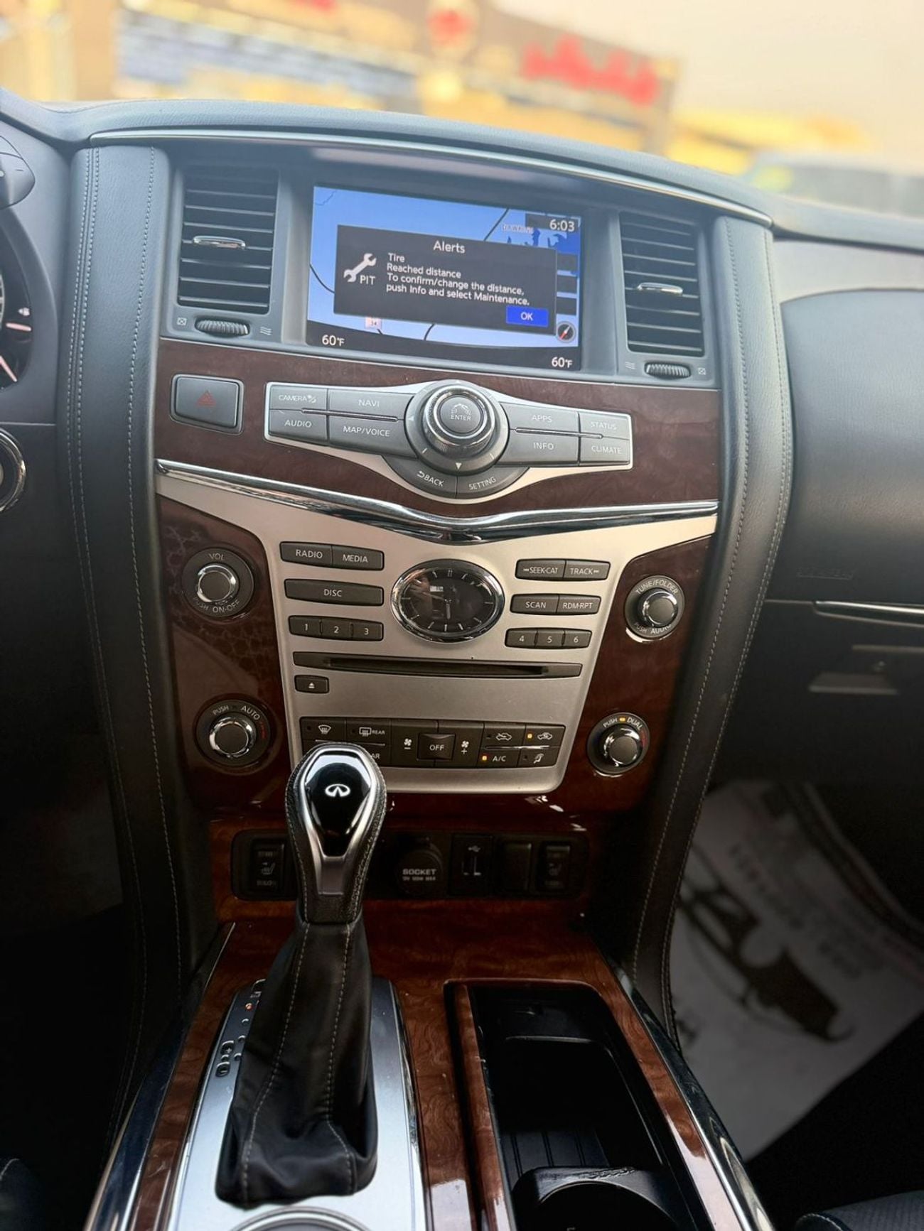Infiniti QX80 STD (NON GCC)