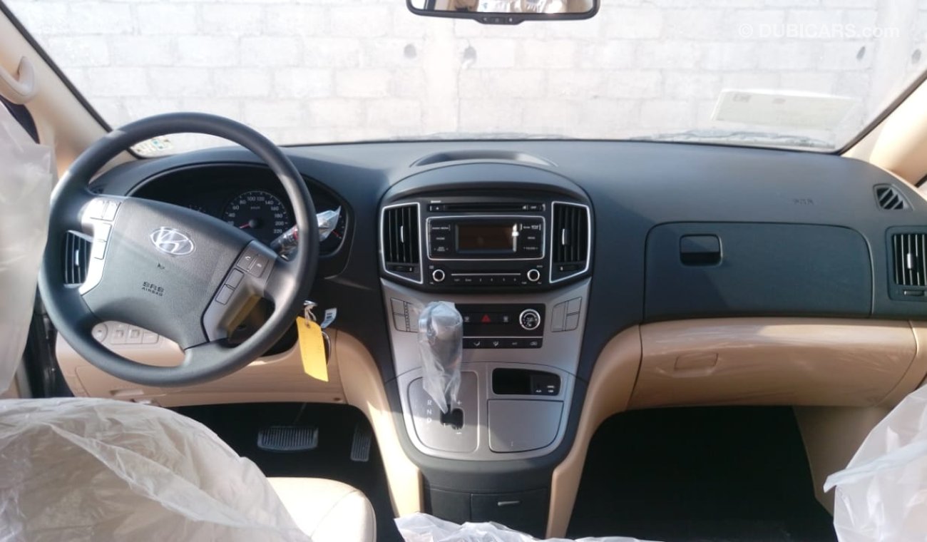 هيونداي H-1 2.5L, STEERING VOLUME CONTROL, ALLOY RIMS, 12-SEATER