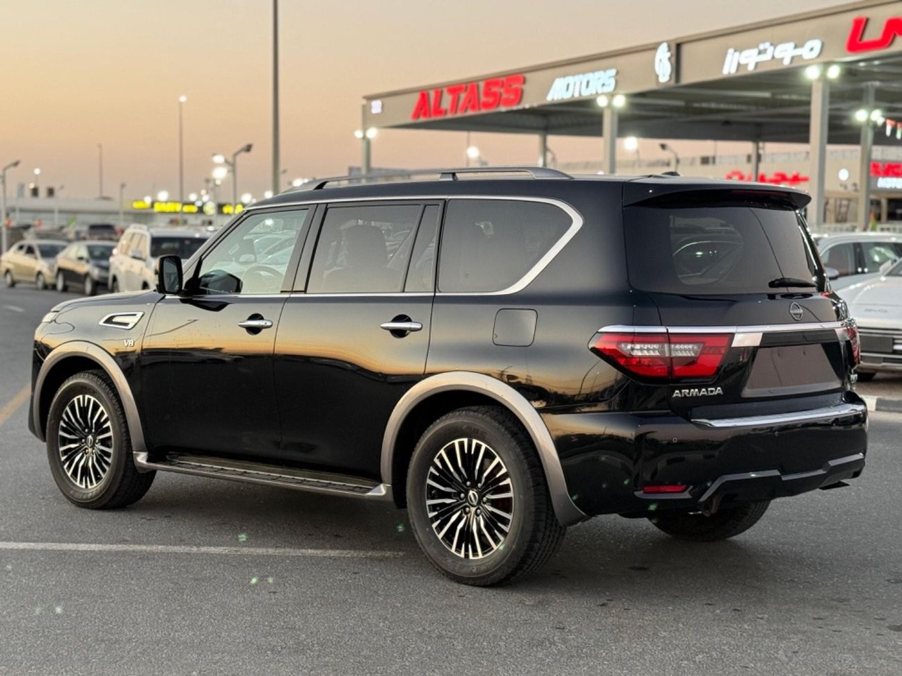 نيسان أرمادا Nissan Armada 4WD SV