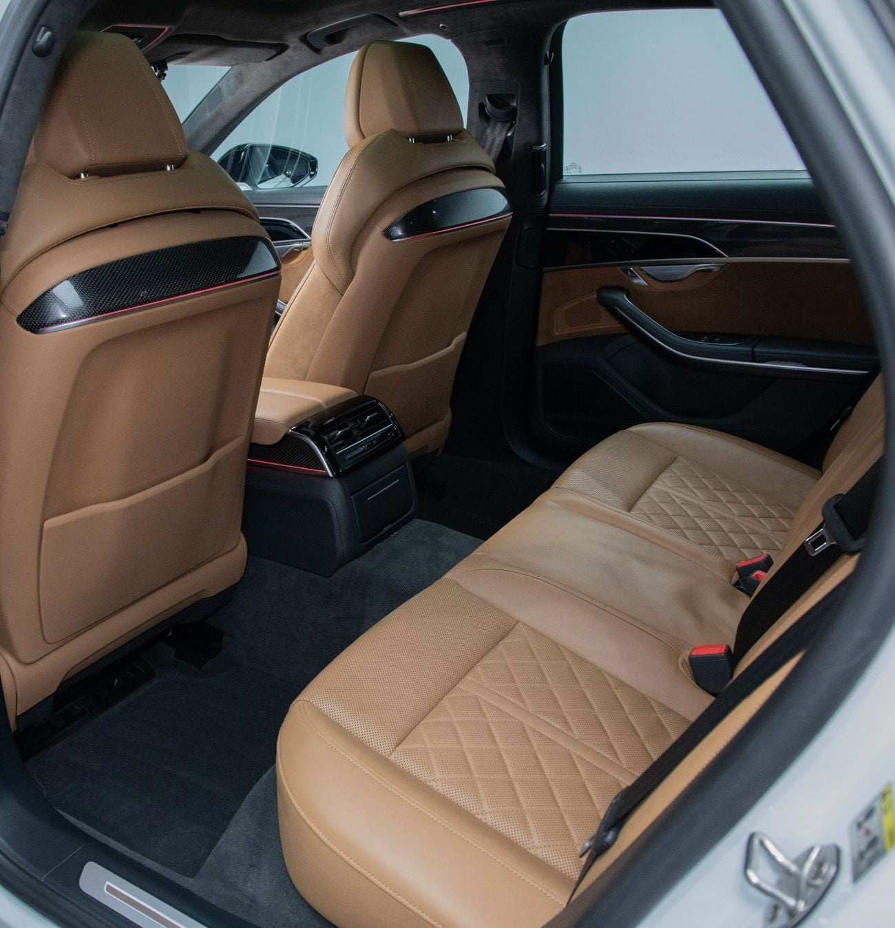 أودي S8 Black Edition