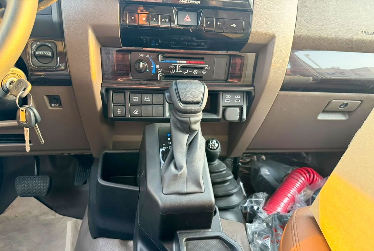 Toyota Land Cruiser 70 LC79 LX