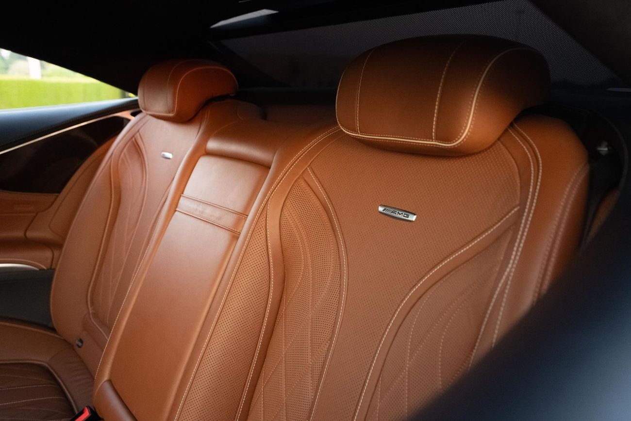 Mercedes-Benz S 63 AMG 3years warranty and2 years service Contact number 0507273386