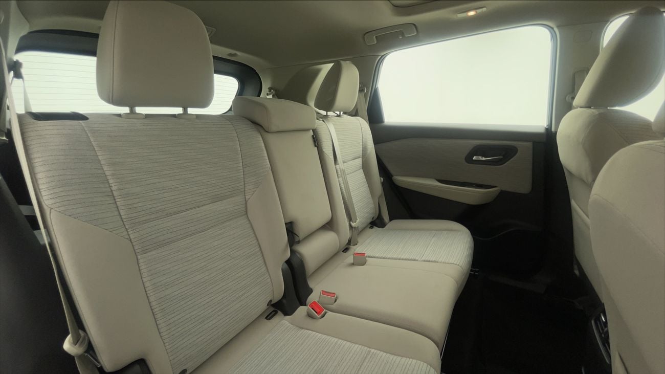 نيسان إكس تريل SV 2.5 | بدون دفعة مقدمة | اختبار القيادة في المنزل