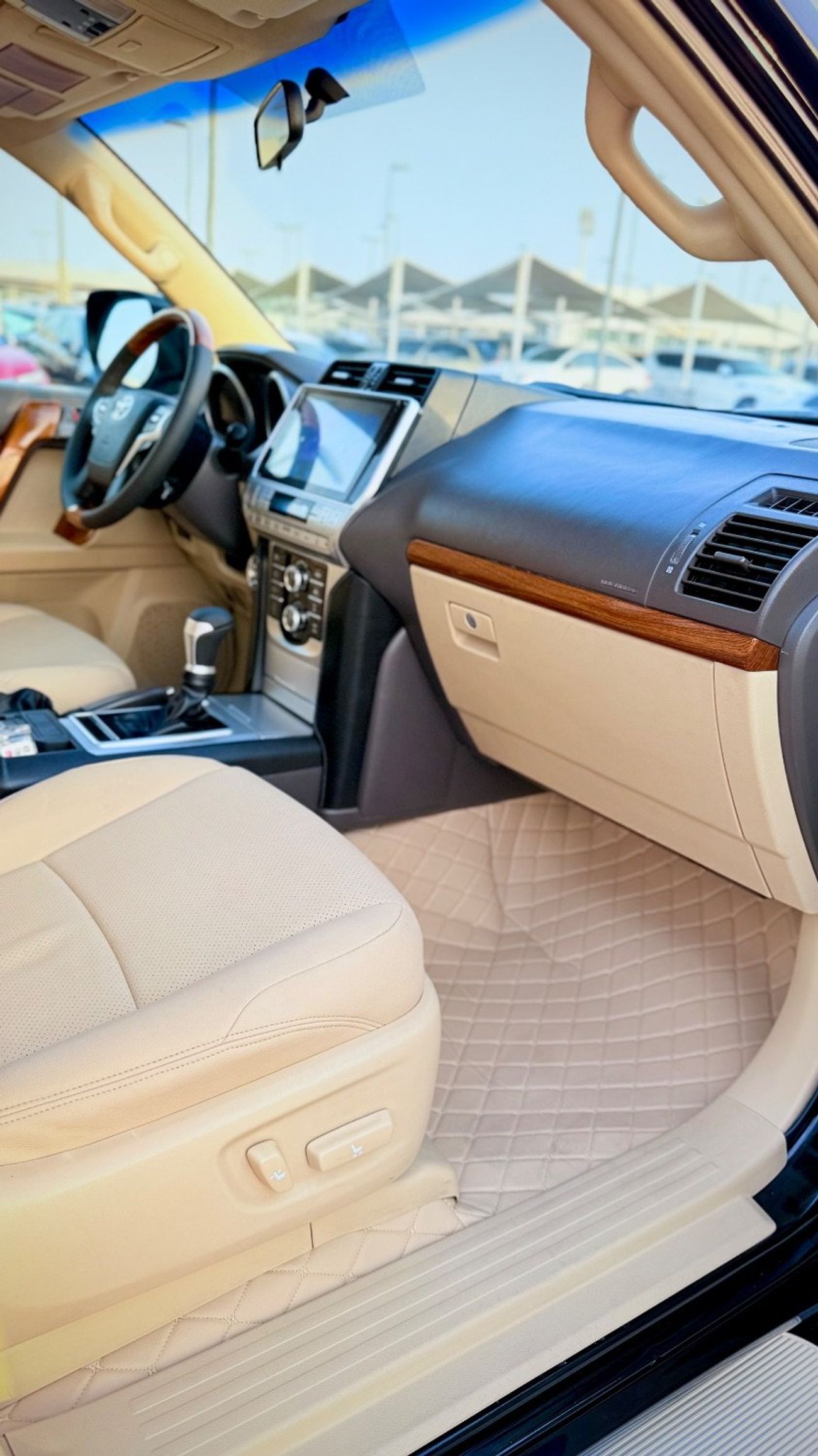 تويوتا برادو 2016 VXR Facelift To 2023 Shape LHD Full Option Top Of The Range Very Clean And Perfect Condition