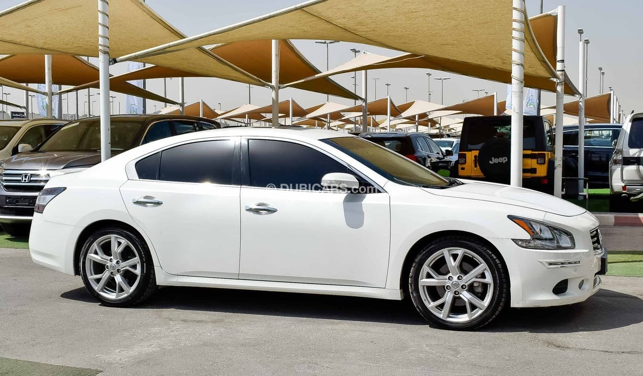 Nissan Maxima Full Option 2015 GCC Specs