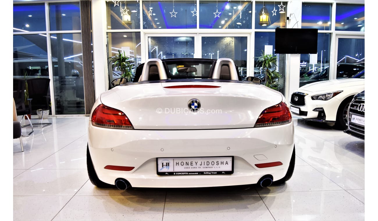 BMW Z4 60000KM ONLY  35is Hard Top Convertible 2010 Model GCC Specs