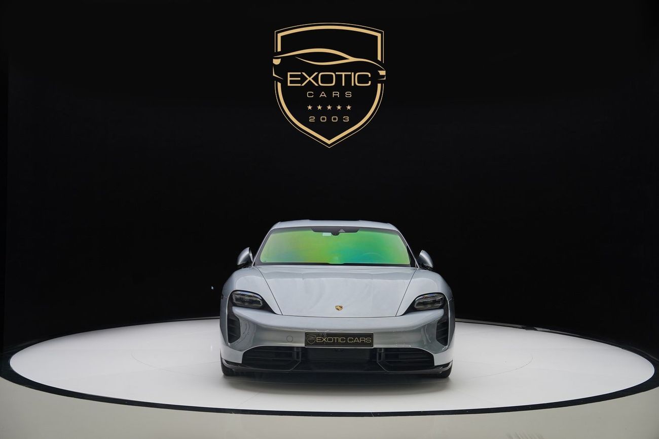 Porsche Taycan Turbo S (761 HP)