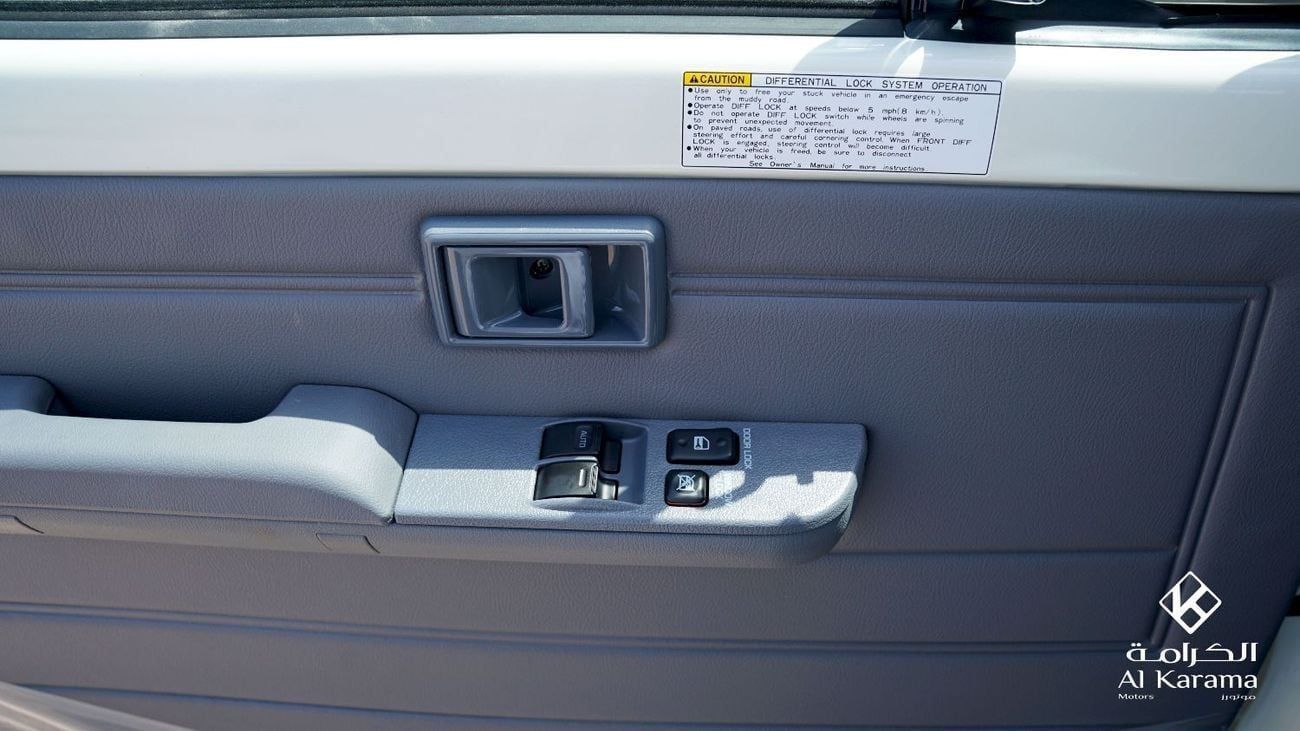Toyota Land Cruiser 70 4.2L Diesel | 4WD Manual Transmission | 9+ Seater | LC78 Hardtop | for Export