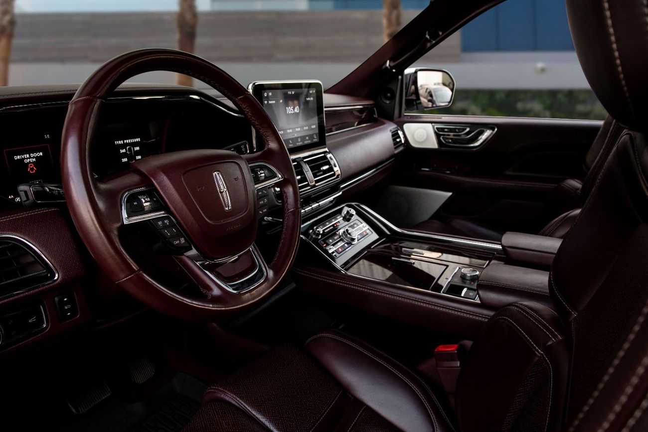 Lincoln Navigator PRESIDENTIAL | STUNNING |  | 4,112 P.M  | 0% Downpayment | STUNNING!