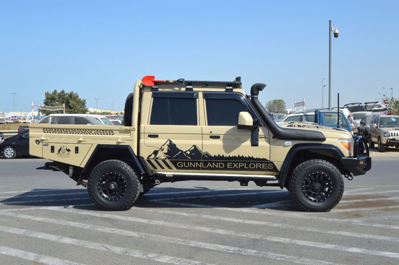 تويوتا لاند كروزر بيك آب GX.L Double cabin