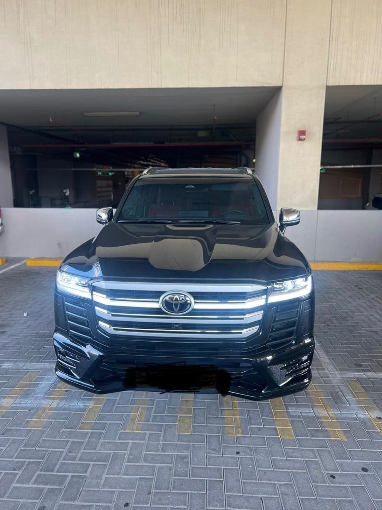 تويوتا لاند كروزر VXR 3.5L