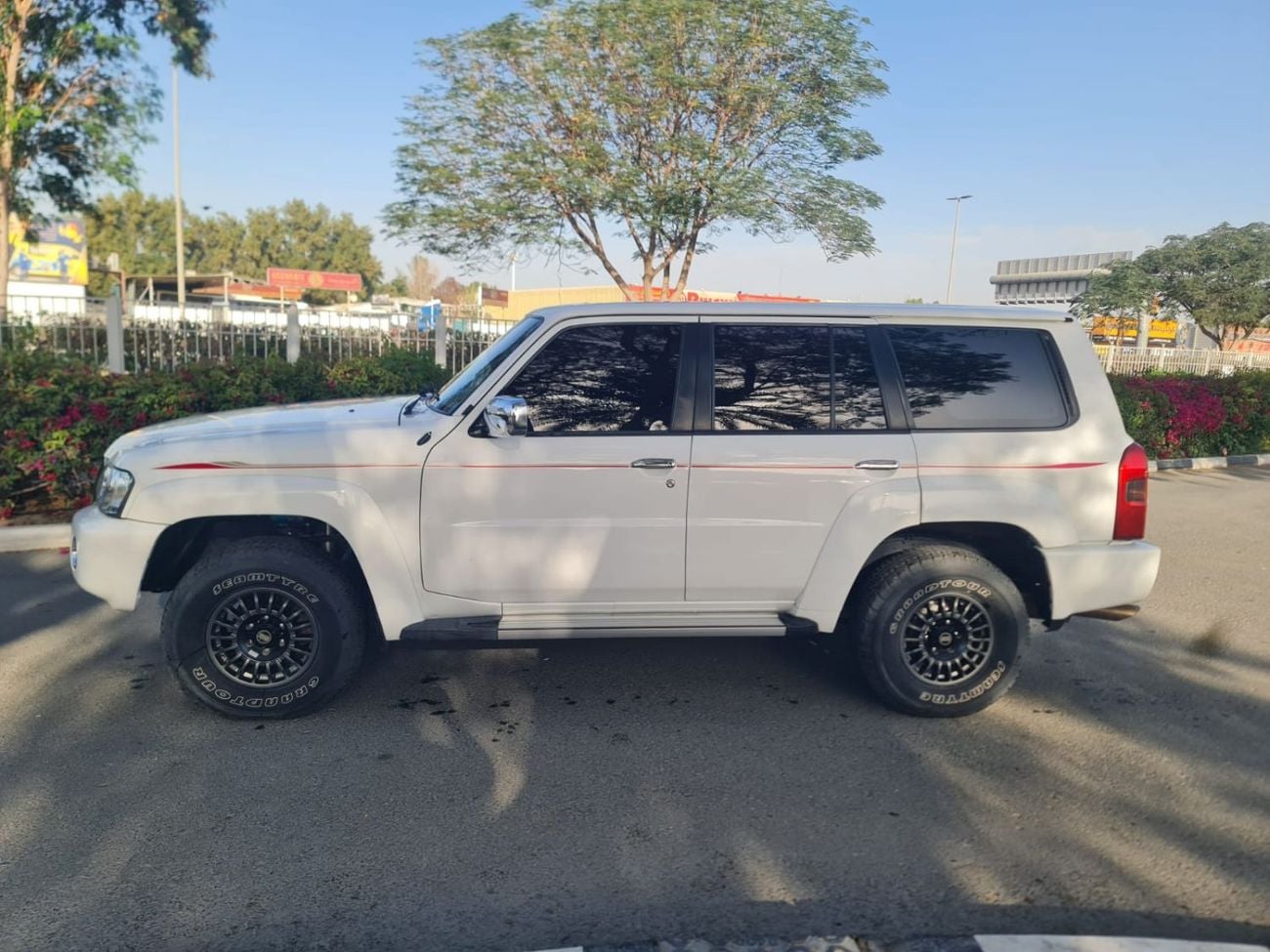Nissan Patrol Safari Safari 4.8L M/T