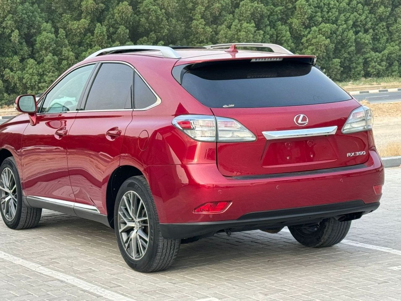 لكزس RX 350 بريمير بحالة ممتازة من الداخل و الخارج