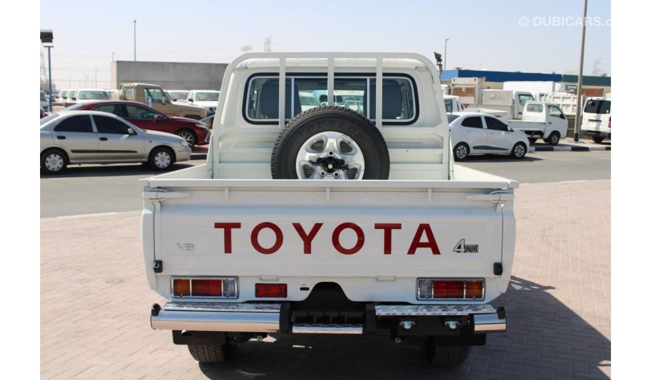 Toyota Land Cruiser Pick Up 4.5L V8 Diesel Double Cab LX Manual