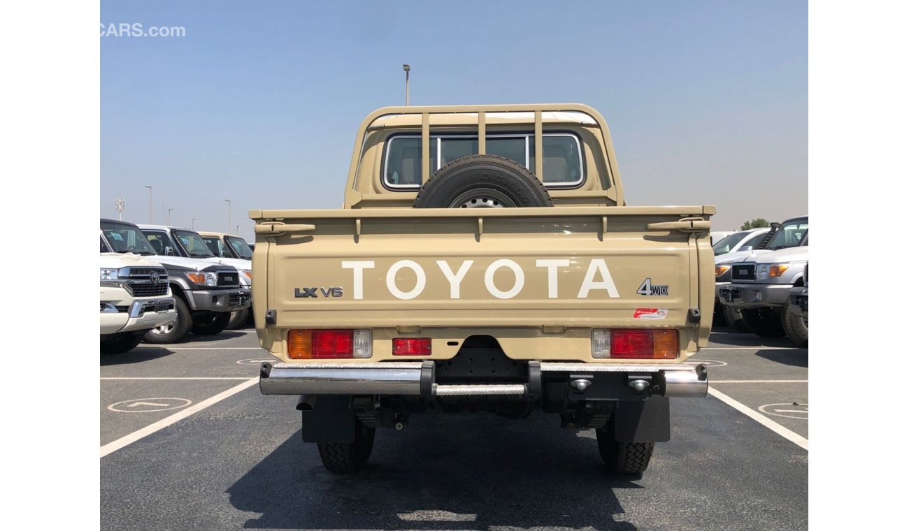 Toyota Land Cruiser Pick Up TOYOTA LC79 DC PICKUP