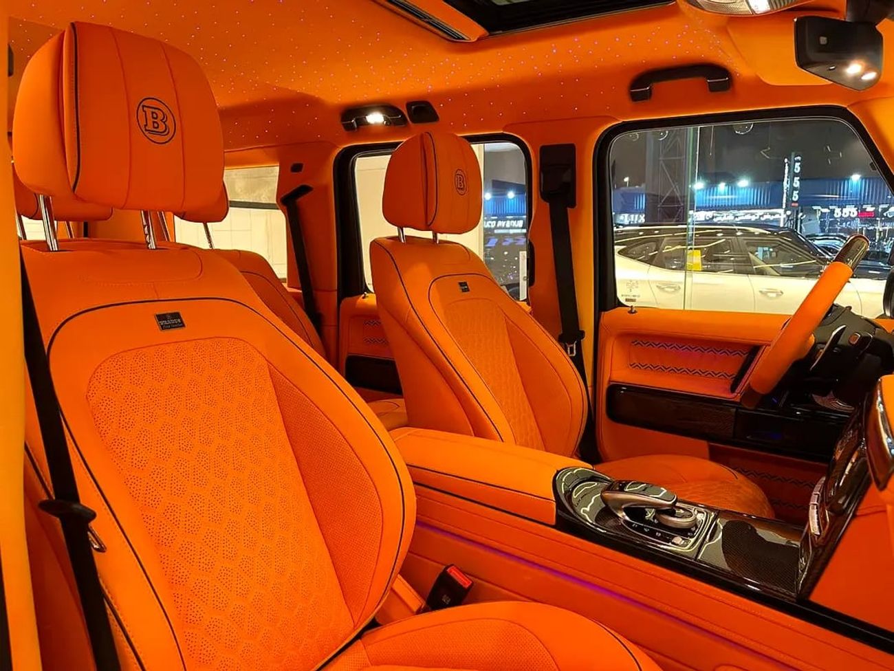 Mercedes Benz G63 AMG G63 / / BRABUS KIT G800 / SPECIAL COLOR / FULL CARBON FIBER