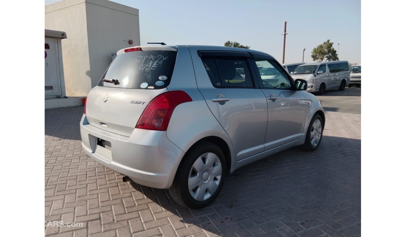 سوزوكي سويفت SUZUKI SWIFT RIGHT HAND DRIVE (PM1278)