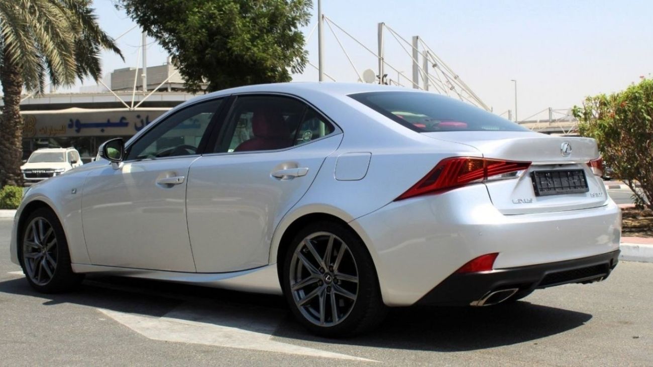 لكزس IS 300 LEXUS IS300 F SPORT 2020 GCC AL FUTTAIM LEXUS LOW MILEAGE SINGLE OWNER IN MINT CONDITION