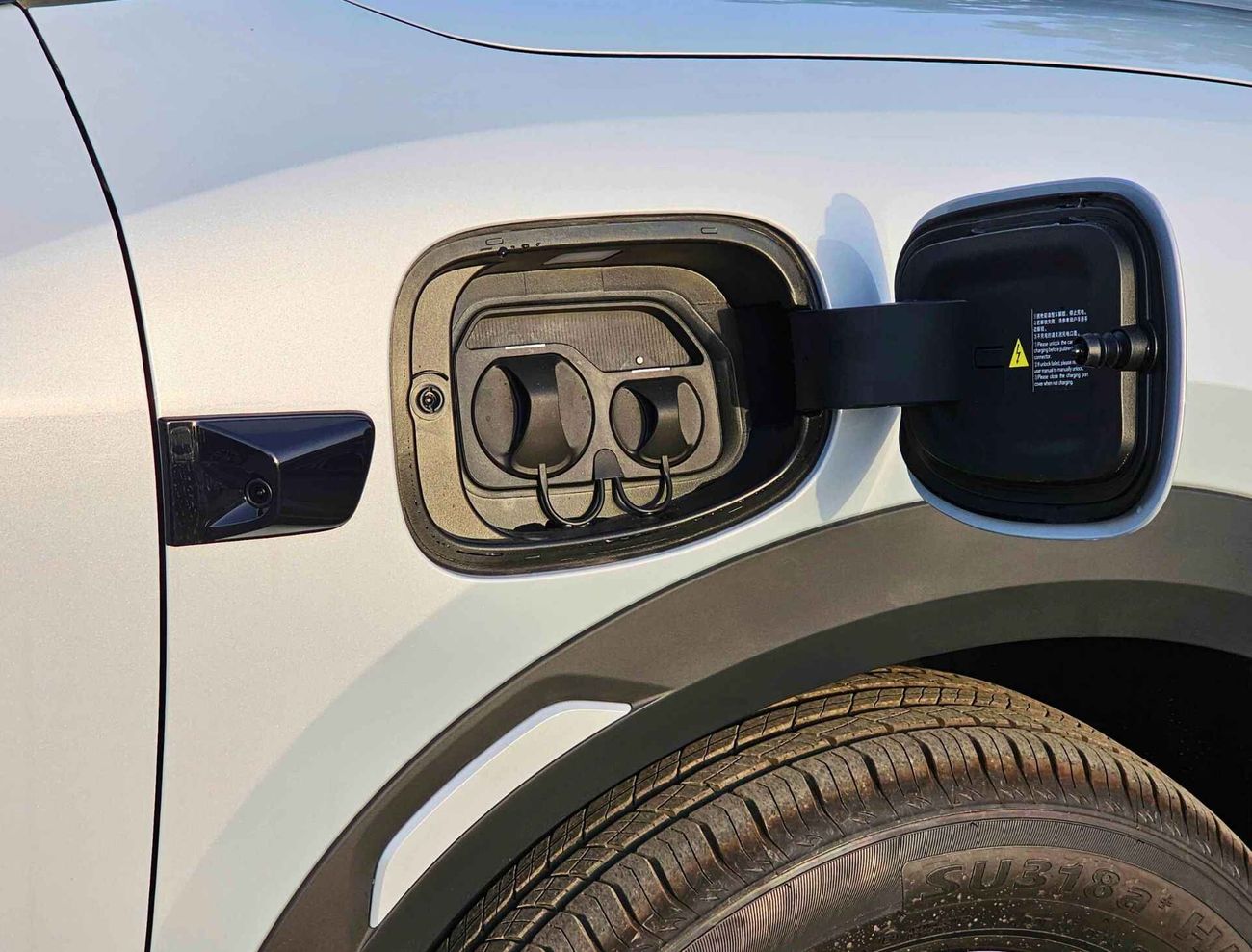 بي واي دي يوان أب EXCEEDING 401-KM / A/T / 360* CAMERA / HEADUP DISPLAY / PANORAMIC / ELECTRIC (CODE # EXCEEDING)