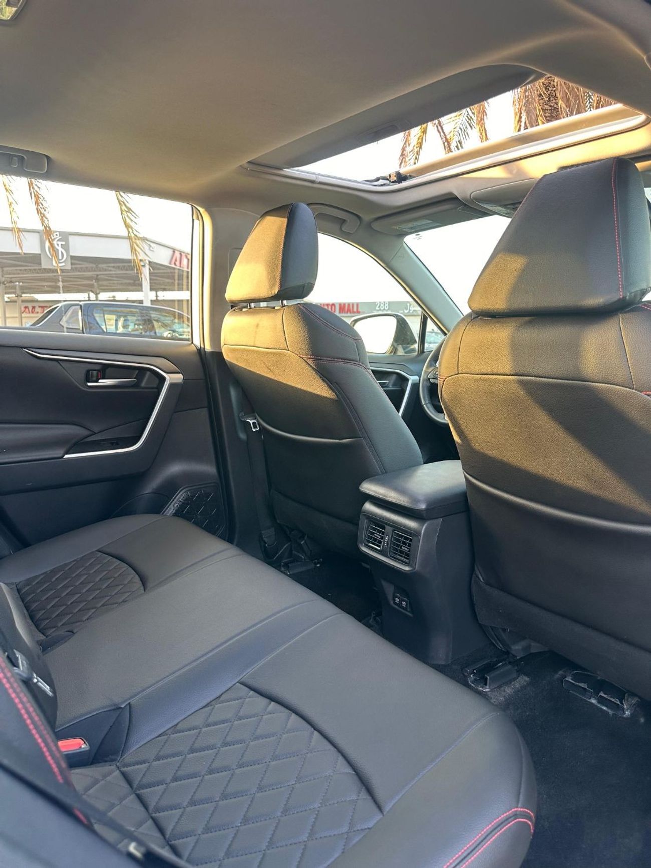 Toyota RAV4 XLE TOYOTA RAV 4 2020 HYBRID