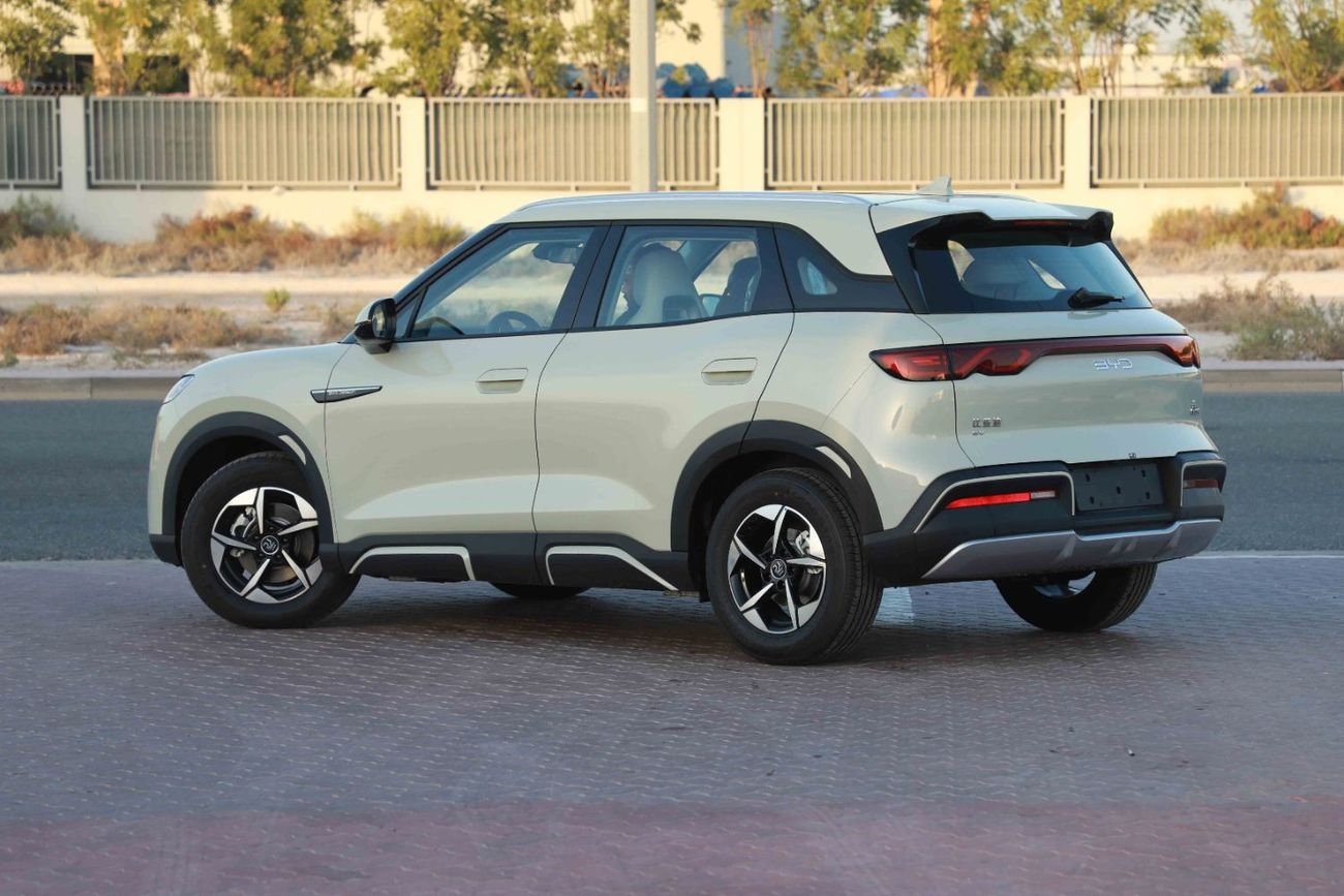 BYD Yuan Up 2024 BYD YUAN UP TRANSCEND - GREEN inside BEIGE | Export Only