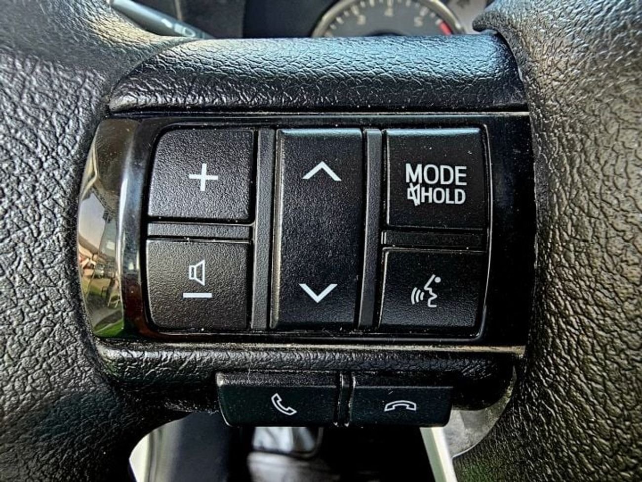 Toyota Hilux Toyota Hilux 2022MODEL SR5 v4 2.7L Petrol Engine Colour White Transmission Automatic Interior Red Ho