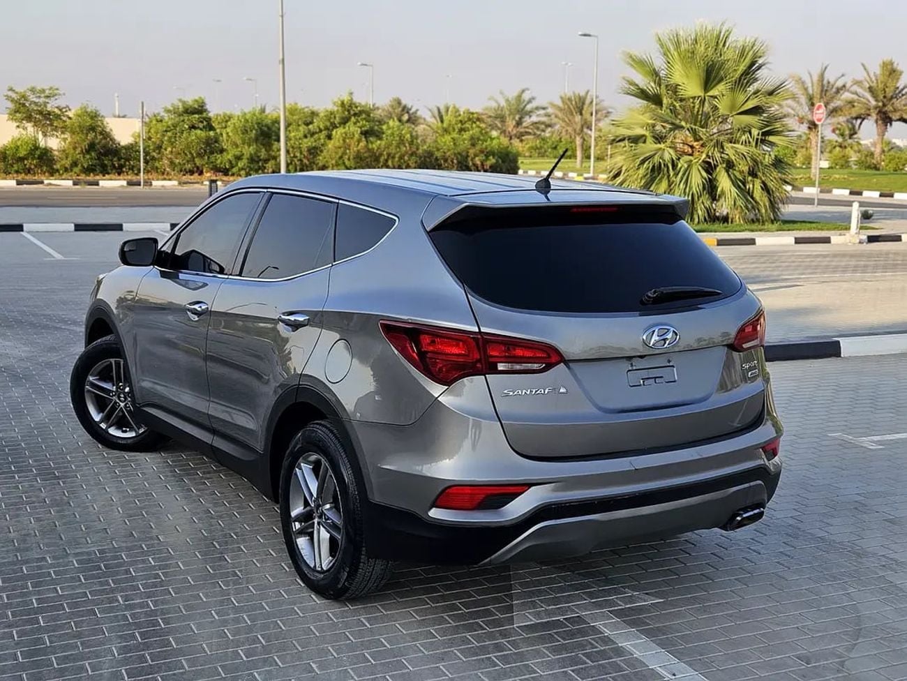هيونداي سانتا في SPORT (NON GCC)