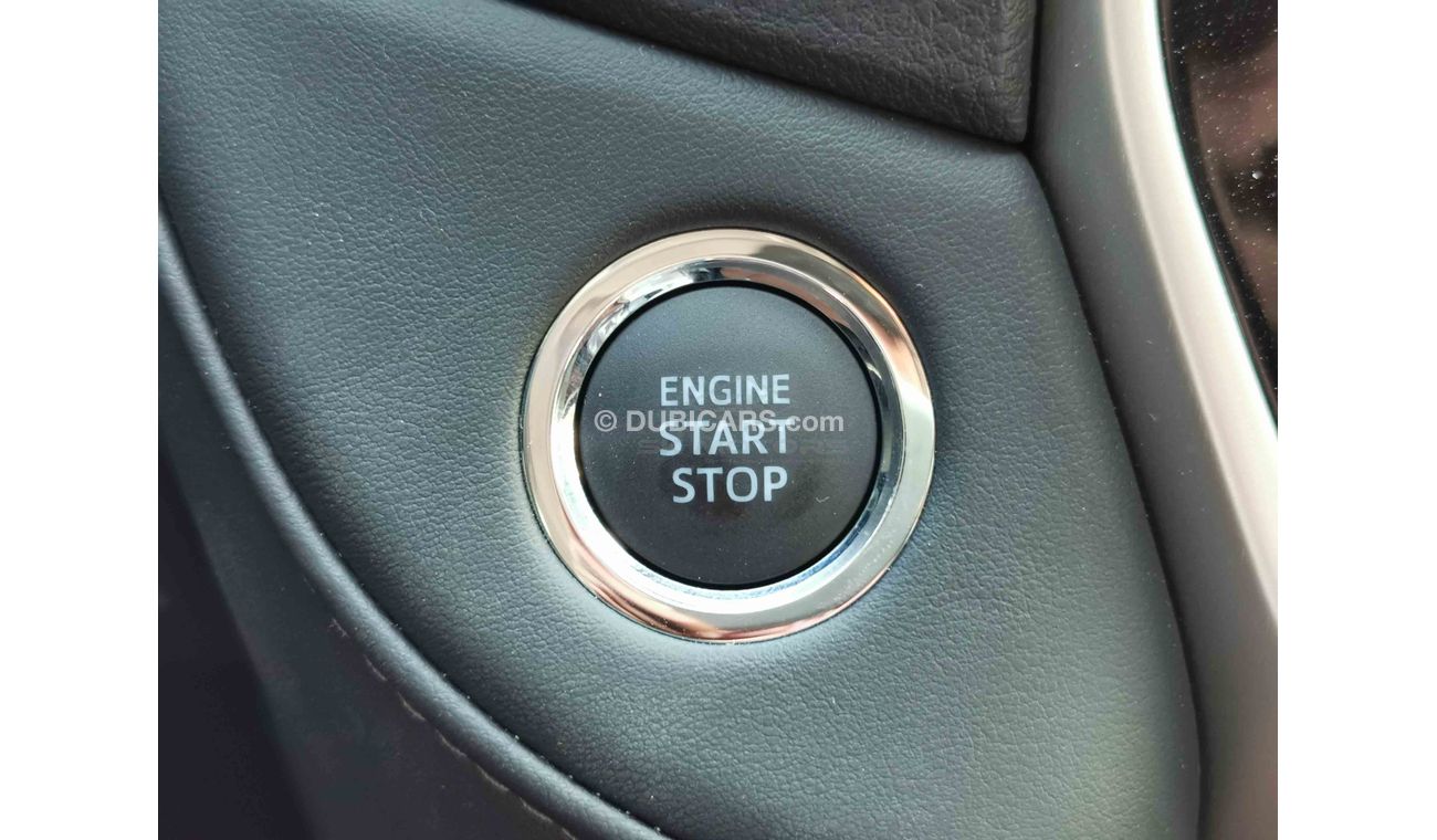 Toyota Land Cruiser 4.5L V8 Diesel, 18" Rims, DRL LED Headlights, Front Power Seats, Cool Box, CD-AUX-USB (CODE # VX03)