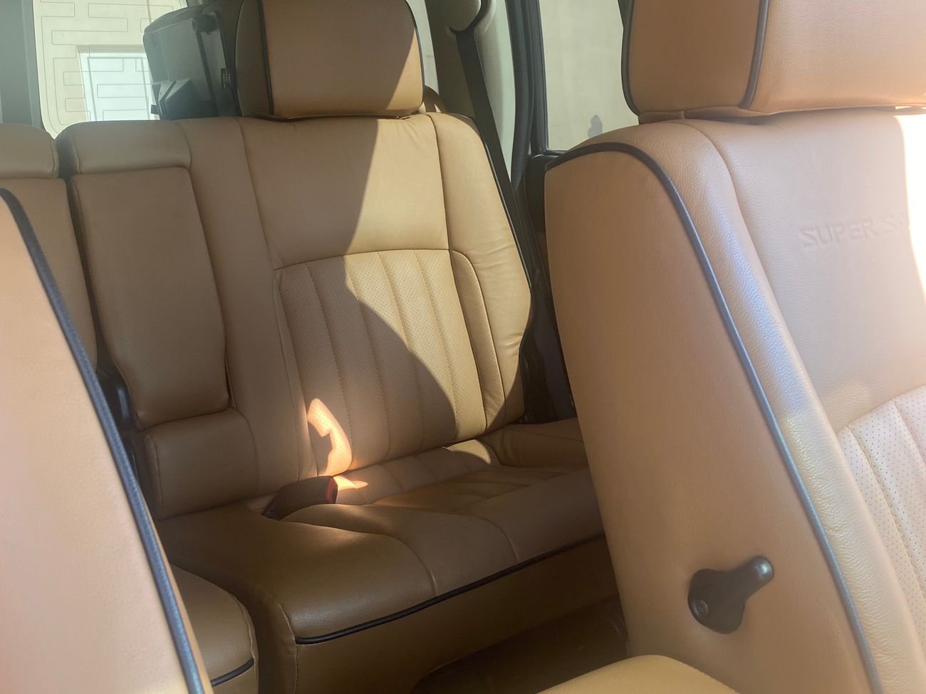 نيسان باترول سوبر سفاري