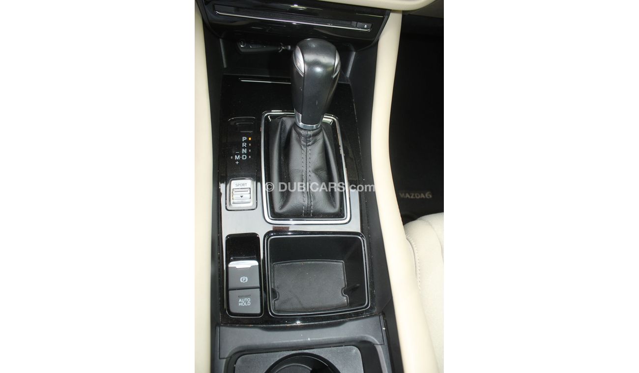 مازدا 6 مازدا 6 2020 خليجي بحالة ممتازة بدون حوادث بدون صبغ ماعدا قطعة واحده