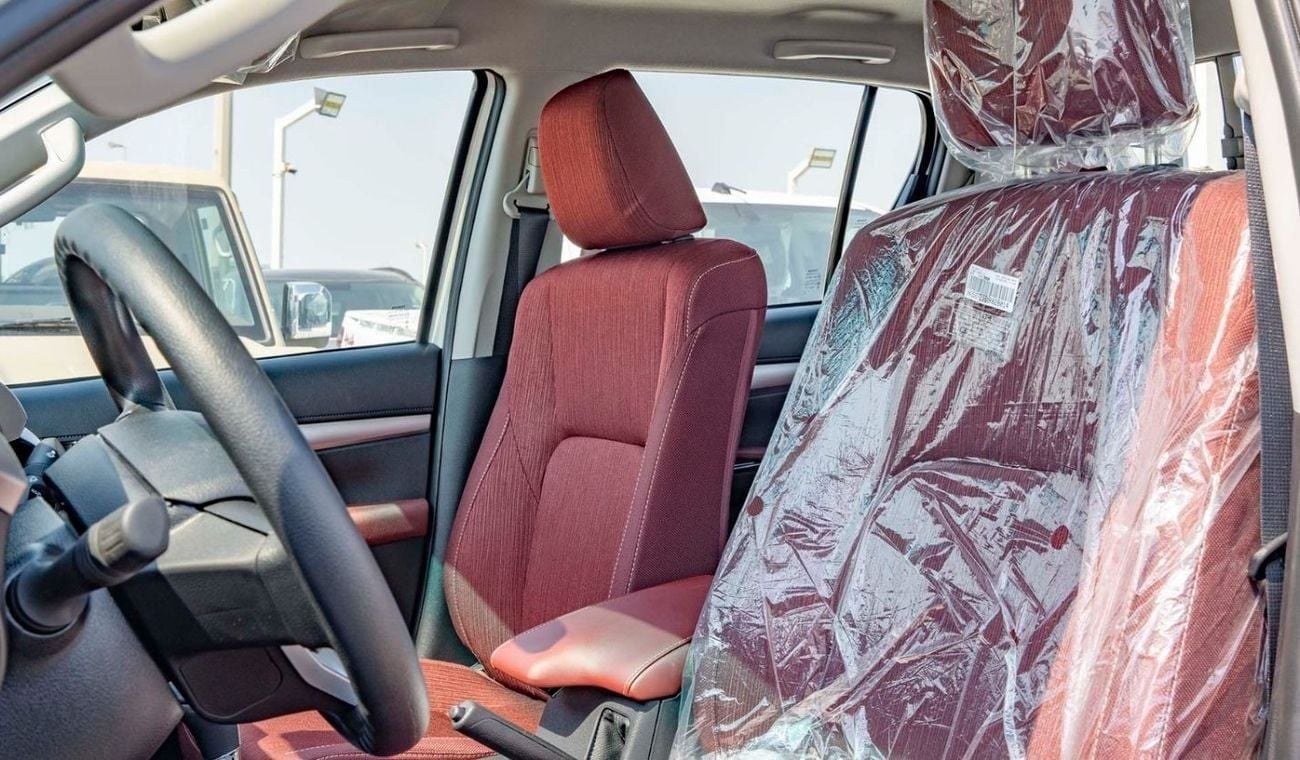 Toyota Hilux 2025 Toyota Hilux SR5 DC 4x4 2.7L Petrol AT (White)