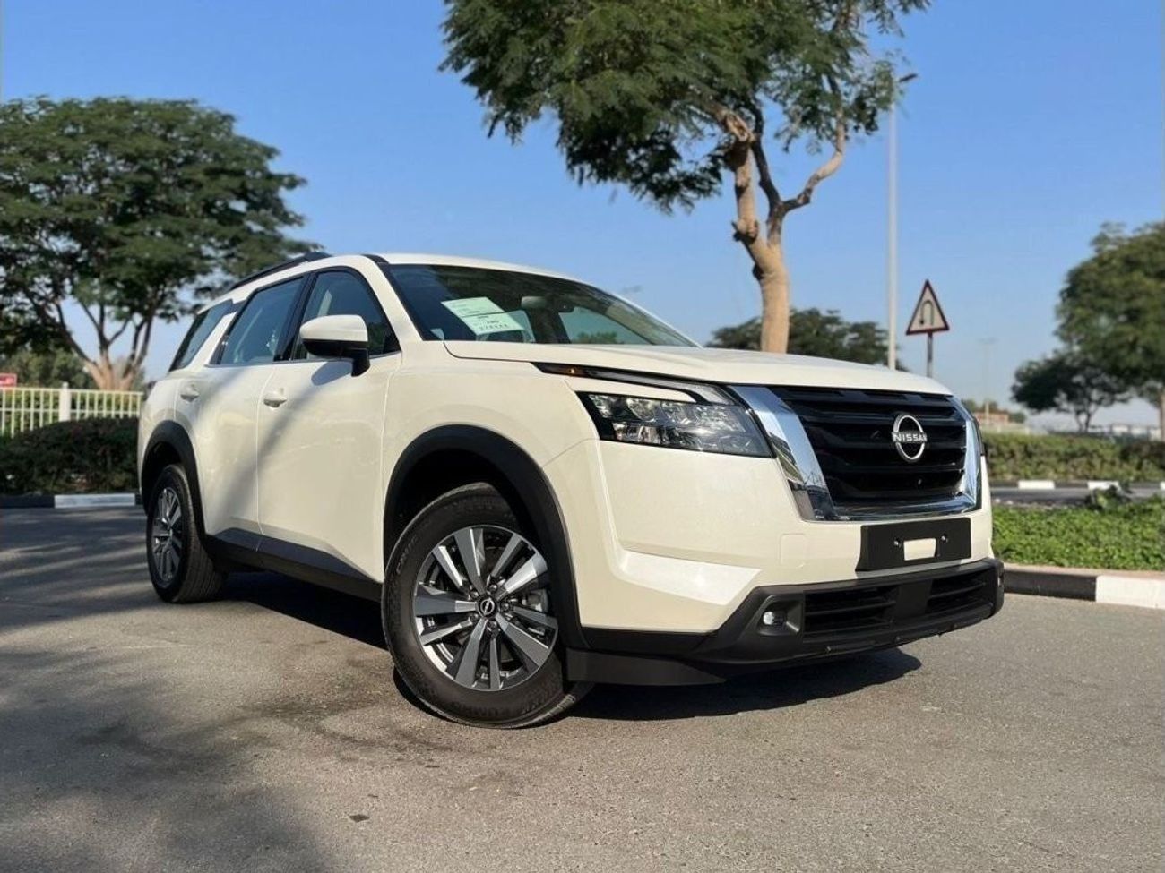 نيسان باثفايندر Nissan Pathfinder  S  2024 2WD  EXPORT and LOCAL