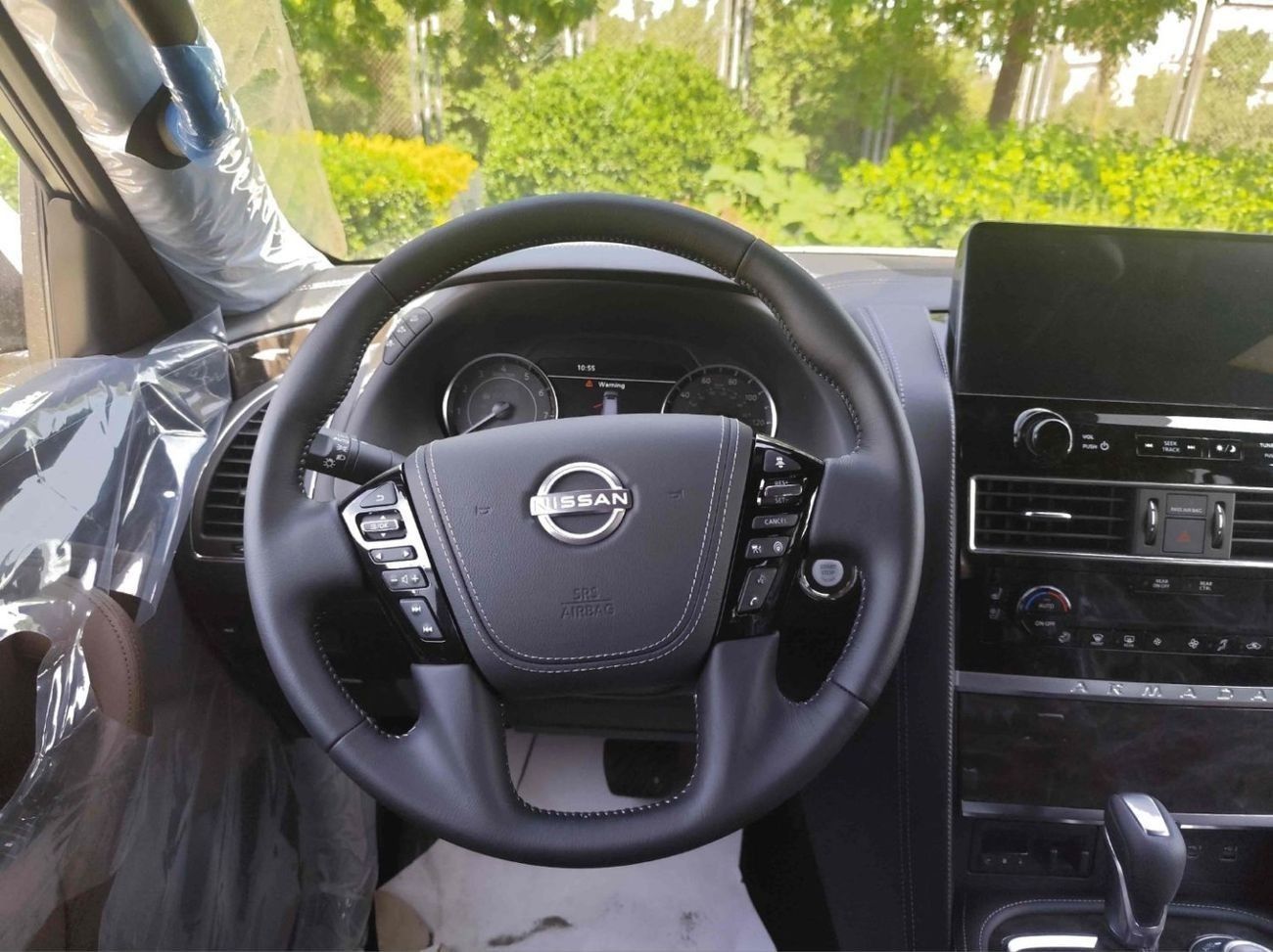 Nissan Armada NISSAN ARMADA PLATINUM V8 5.6L (400HP)