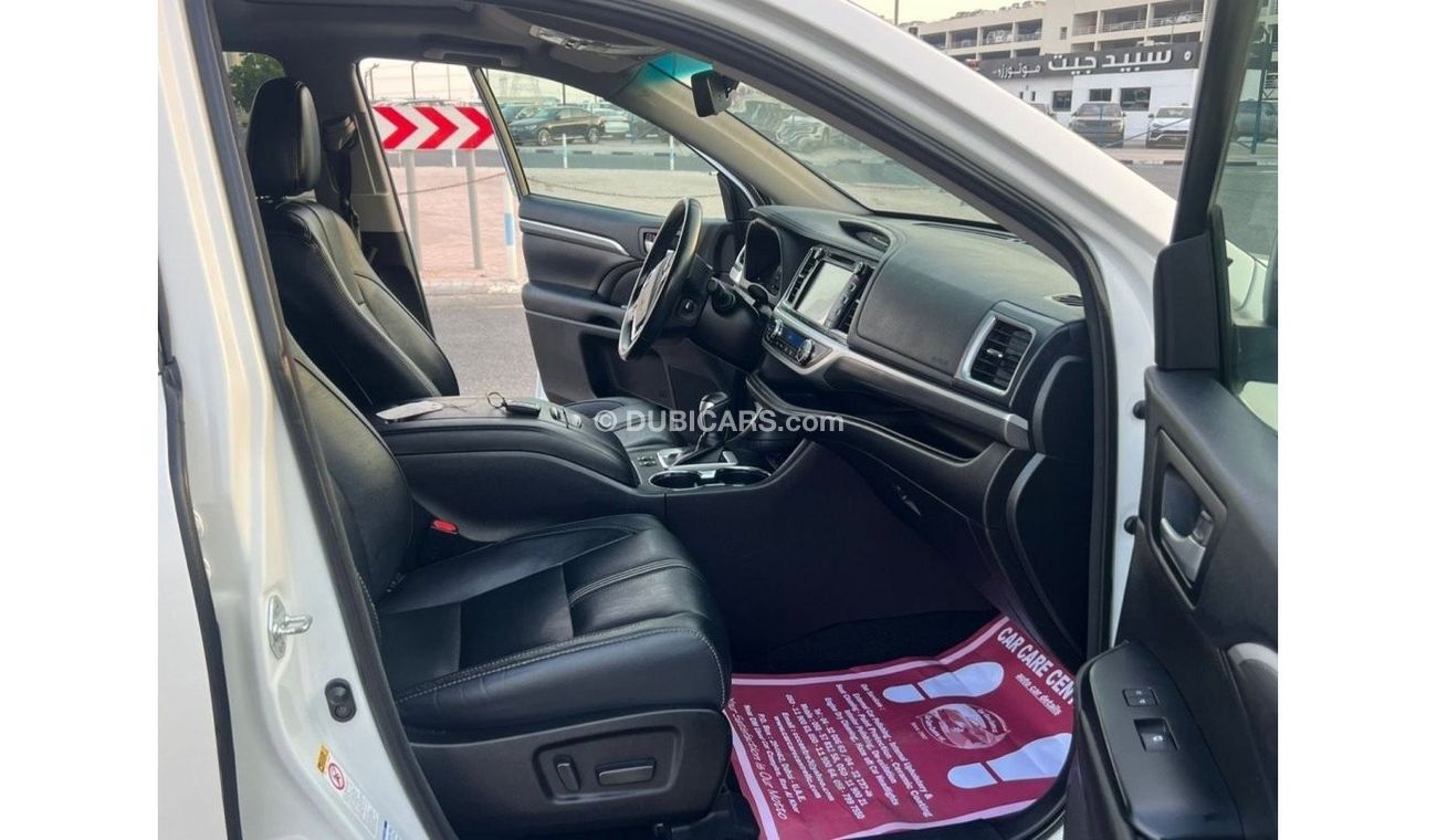 تويوتا هايلاندر 2017 SE EDITION SUNROOF 4x4 CANADA IMPORTED