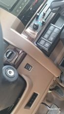 تويوتا لاند كروزر بيك آب TOYOTA LAND CRUISER LC79 DC FULL OPTION AT