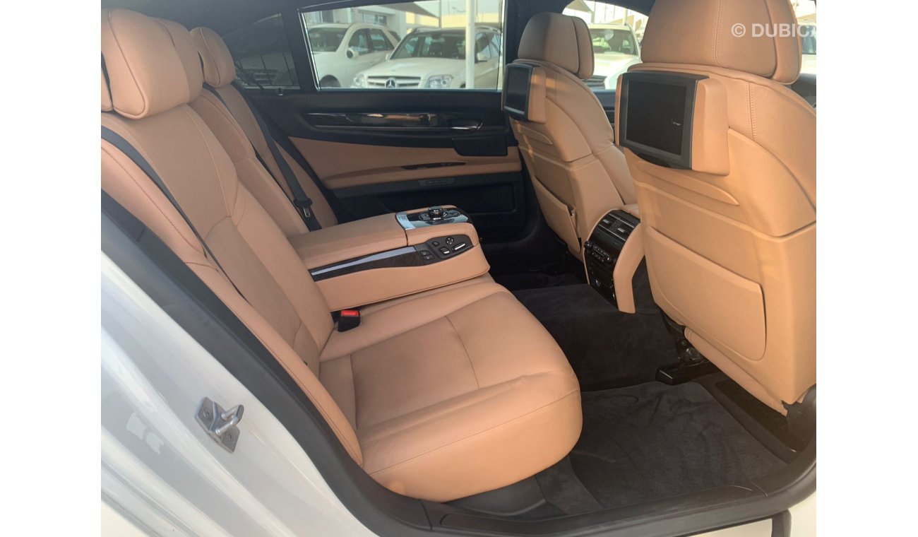 BMW 750Li BMW 750 LI_2011_Excellend_Condihich