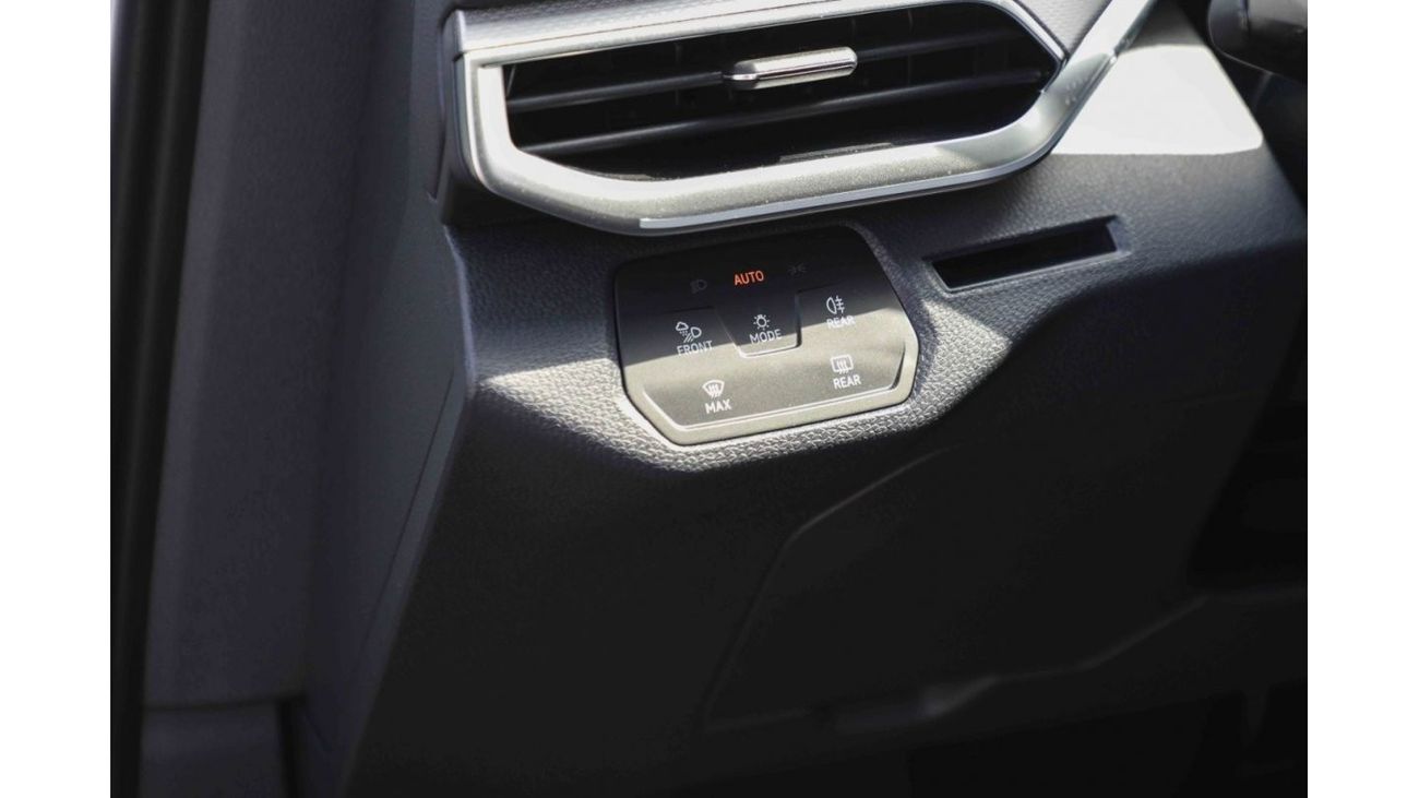 Volkswagen ID.4 2024 Volkswagen ID4 CROZZ PRO - White inside Grey | Export Only