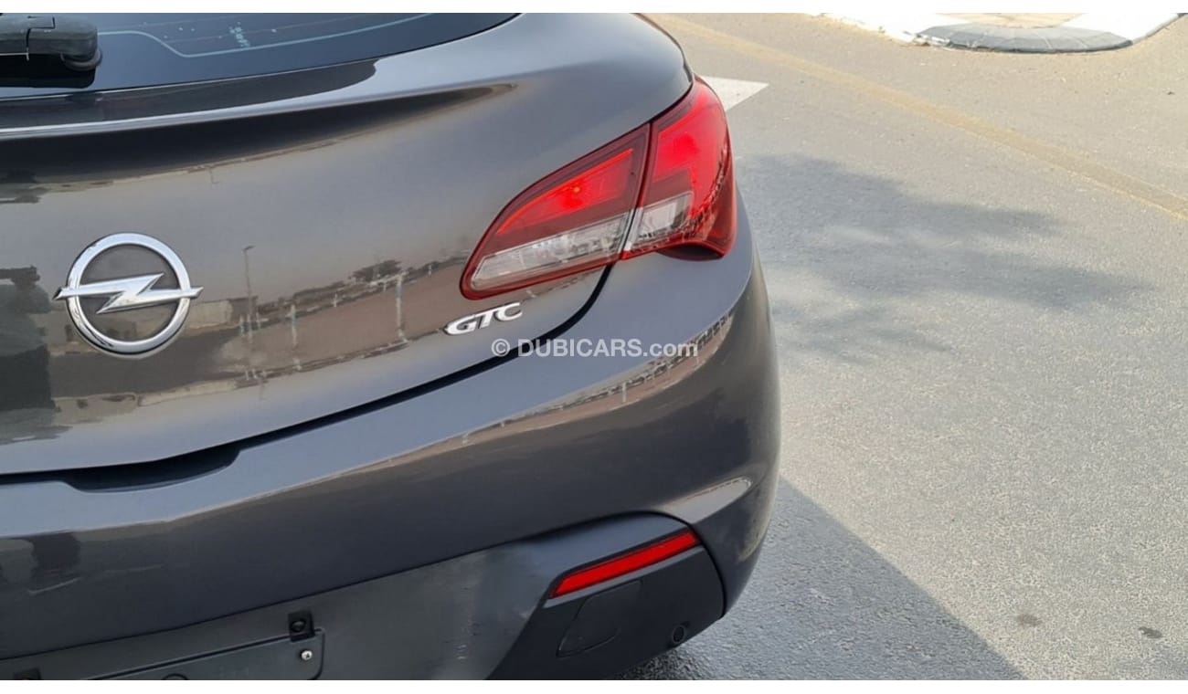 Opel Astra GTC 2016 1.4L Turbo GCC Perfect Condition