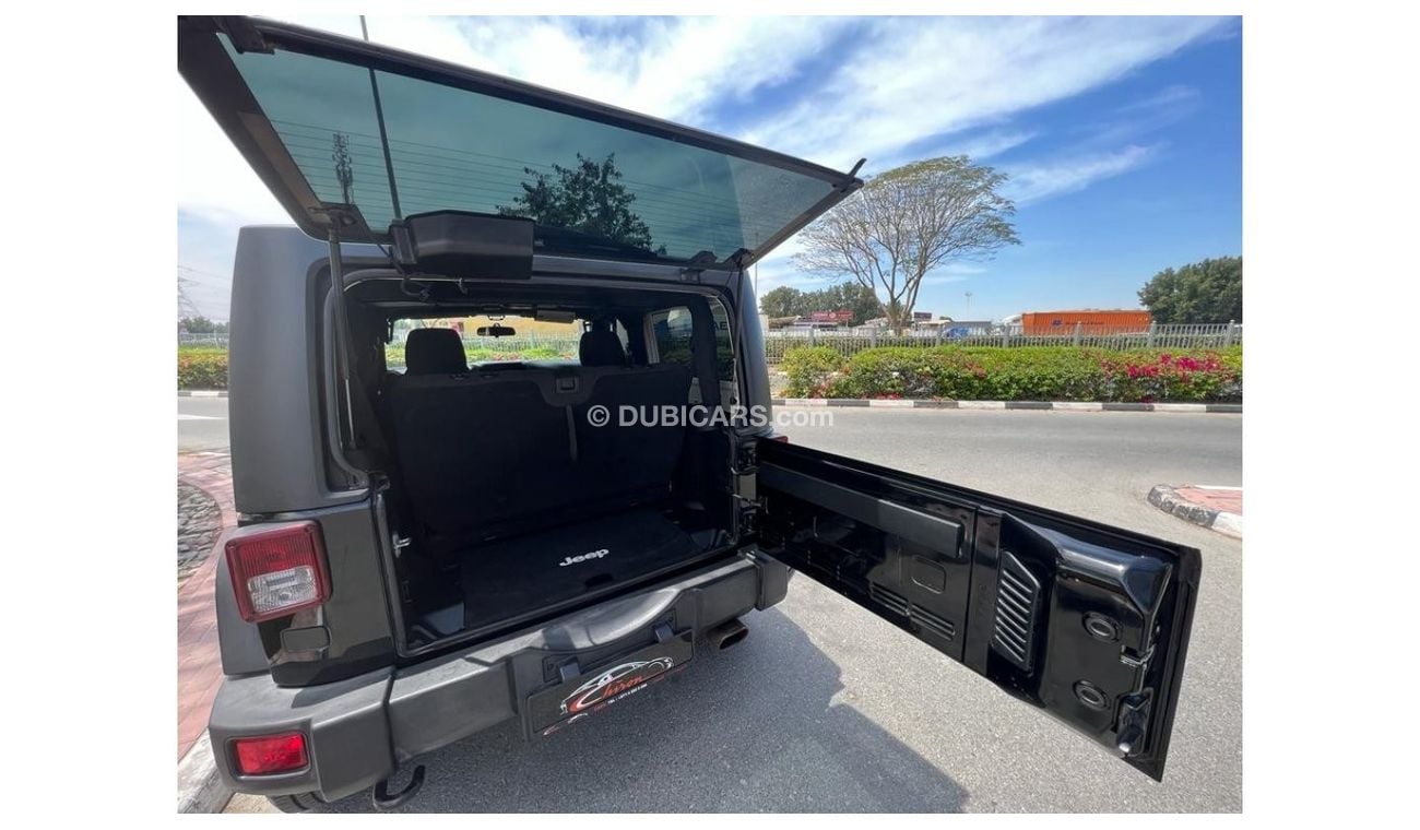 Jeep Wrangler JEEP WRANGLER SPORT 2017 GCC BODY KIT FULL SERVICE HISTORY WITH DEALER WARRANTY