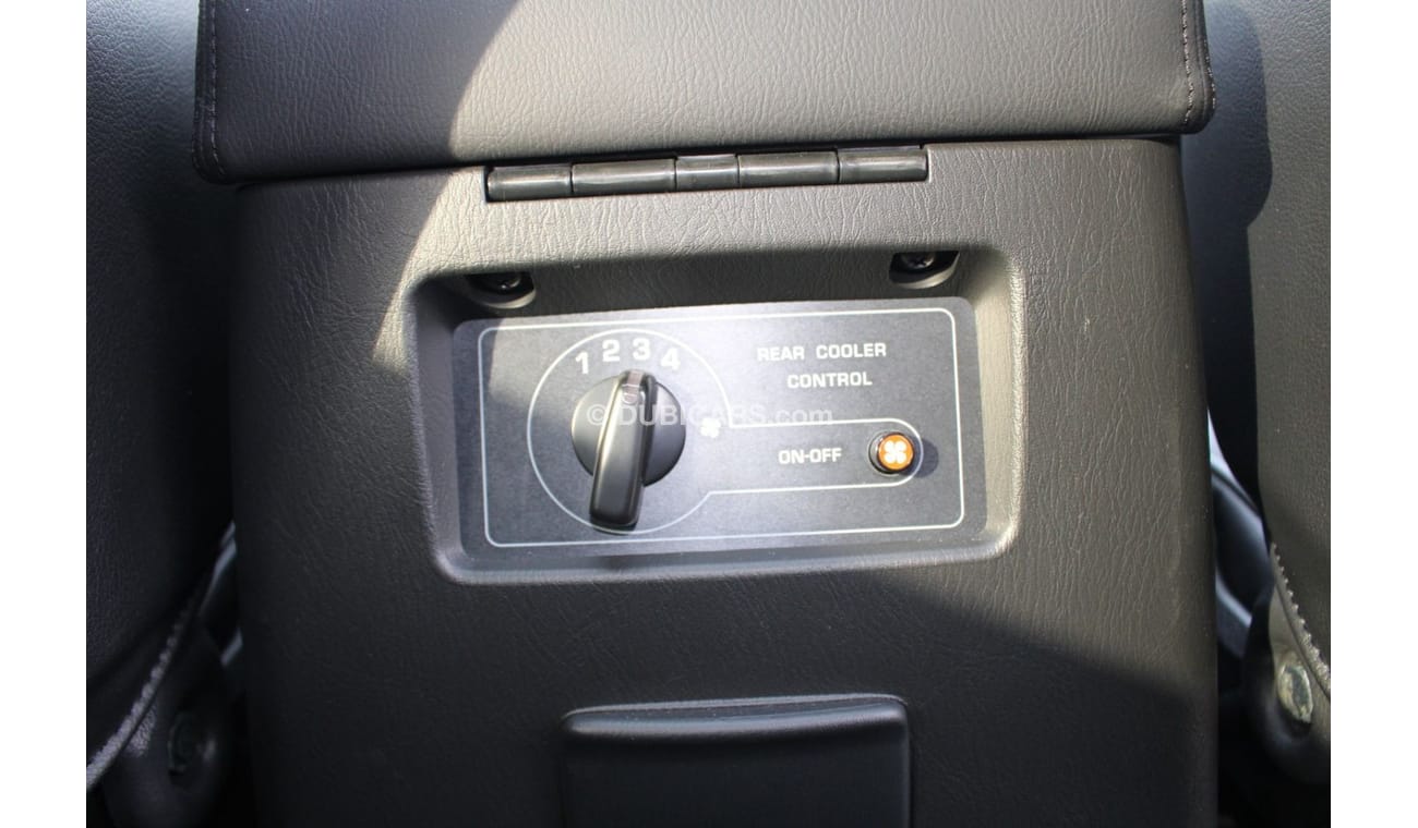 نيسان باترول سفاري LHD - NISSAN PATROL 4.8L V6 PETROL 4 X 4  GRS SPECIAL AUTOMATIC