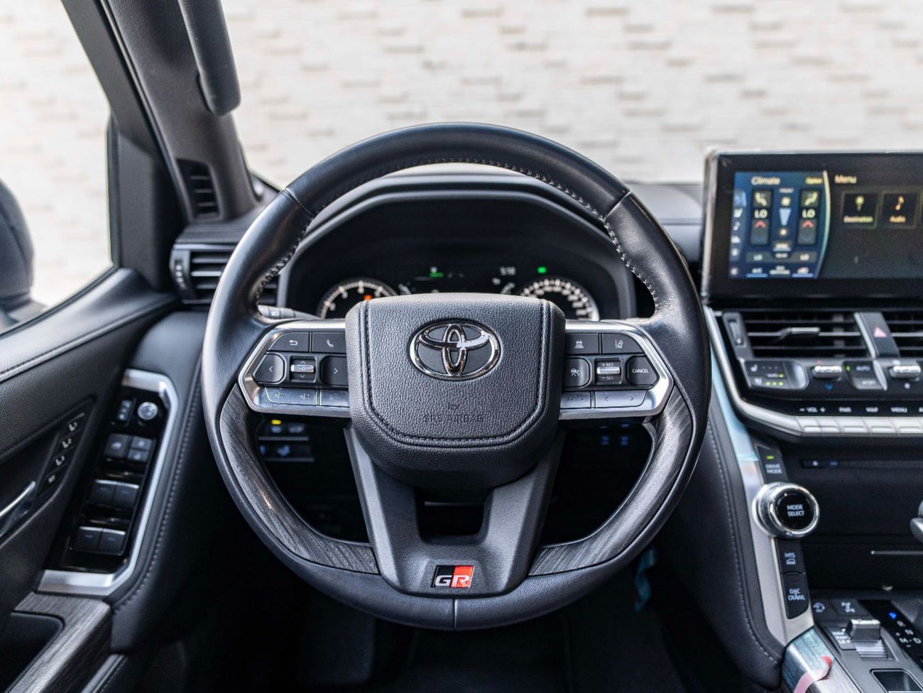 Toyota Land Cruiser GR-S 3.3L