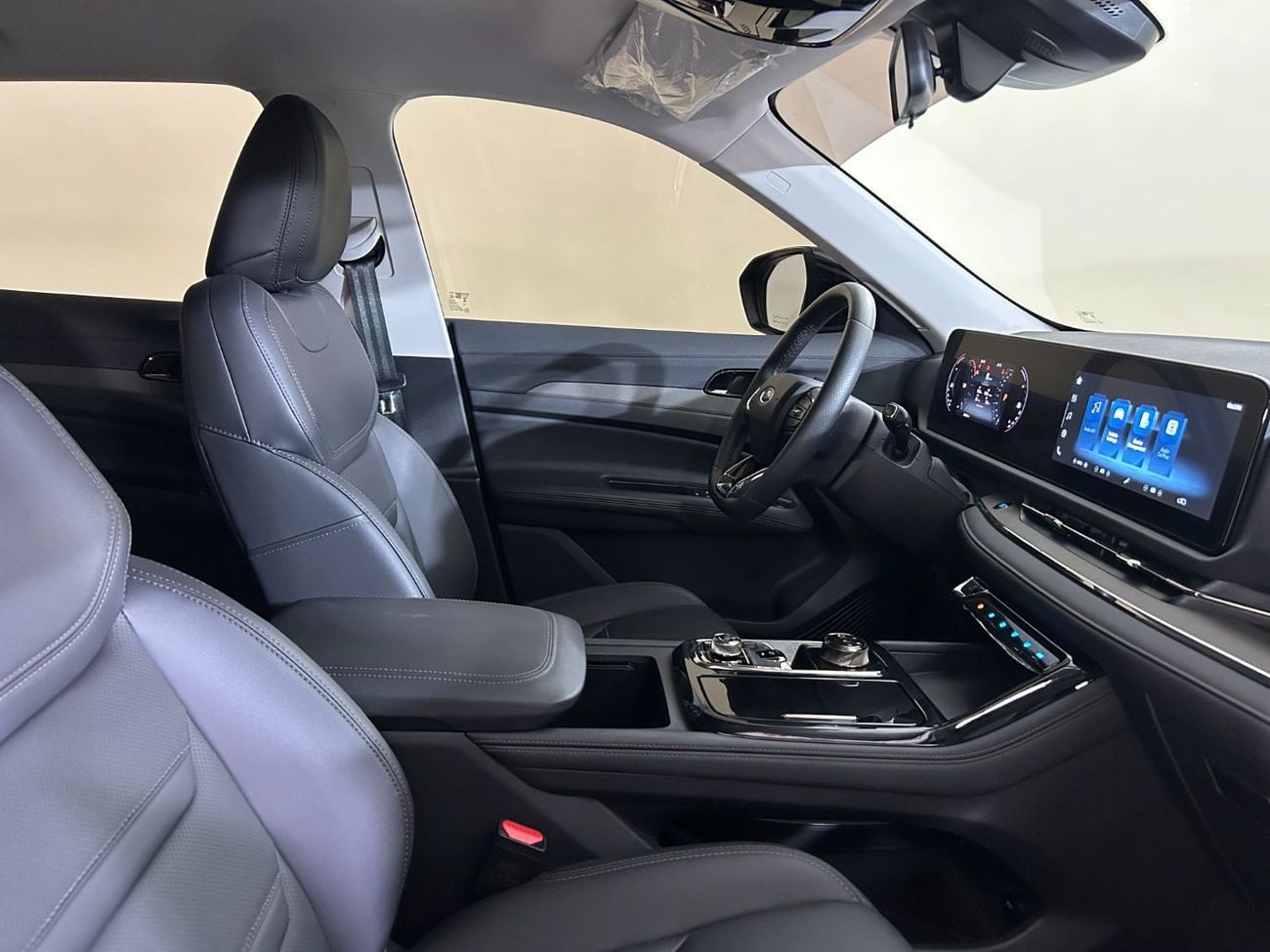 فورد تيريتوري Trend TER2125 / FREE Insurance + Registration / AL TAYER MOTORS / AL QOUZ SHOWROOM