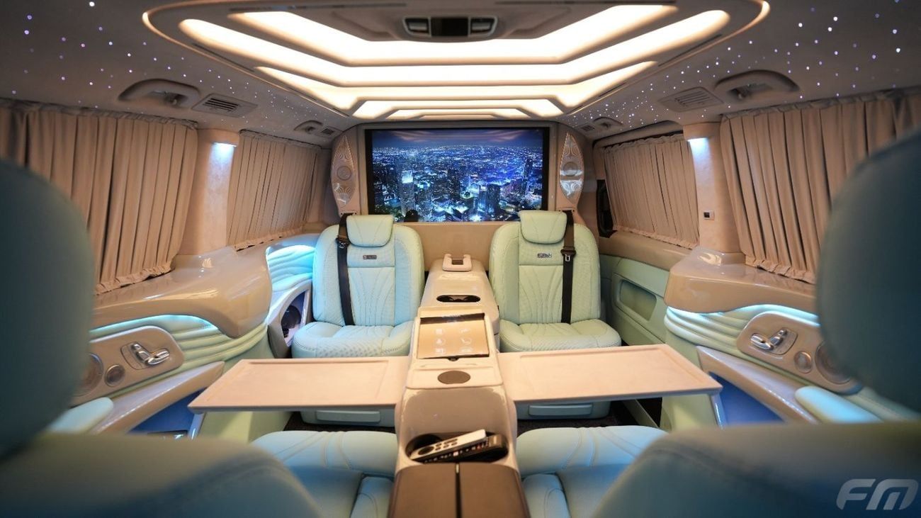 Mercedes-Benz V 300 MERCEDES‑BENZ V300 VIP BUSINESS VAN –  FULL LUXURY OPTION | BRAND NEW | GCC | 2025