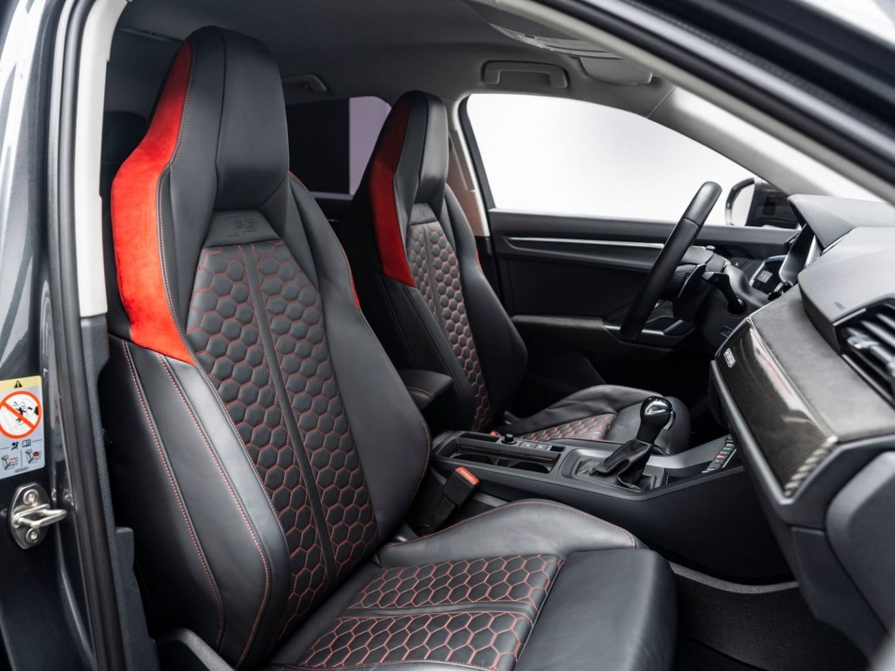 Audi RS Q3 Sportback TFSI quattro 2.5L 2022 Audi RSQ3, 2027 Audi Warranty + Service Contract, Low KMs, GCC