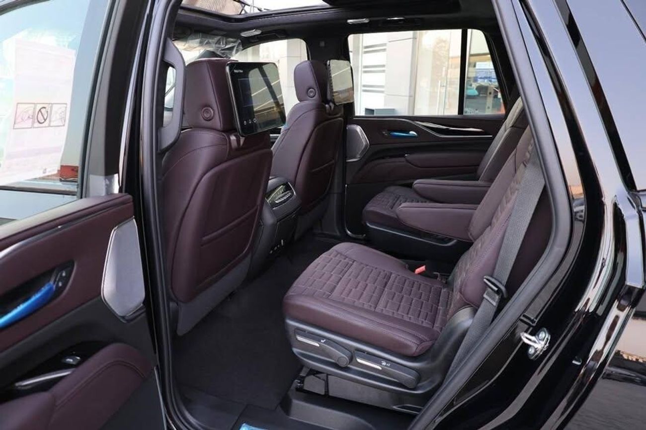 كاديلاك إسكالاد Sport Platinum 6.2L 4WD